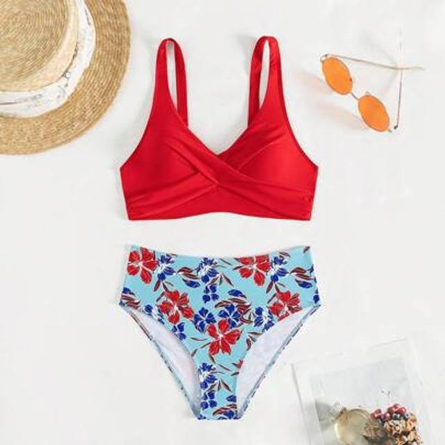 SHEIN 2pcs Women Sexy Criss-Cross V-Neck One Piece Swimsuit & High Waisted Solid Color Bikini Set