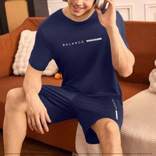 SHEIN Men&#39;s Plaid Stripe Shorts And Short Sleeve Top Home Pajama Set