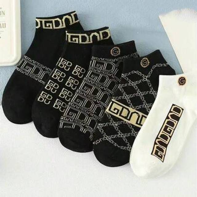 SHEIN 5 Pairs Men&#39;s Thin No-Show Socks, Summer Odor-Resistant Short Socks, Fashionable Korean Style Low-Cut Boat Socks