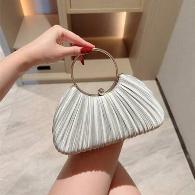 SHEIN 1pc Women&#39;s Elegant Pleated Box-Shaped Evening Bag, Luxury Shiny Bracelet Handle Handbag, Charming & Delicate Formal Clutch, Suitable For Parties, Dat