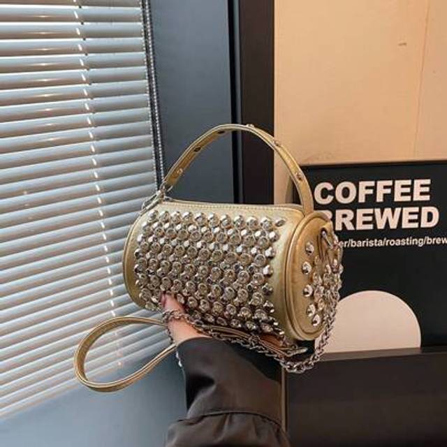SHEIN Classic Personalized Cylindrical Bag, Exquisite And Stylish, Versatile Diamond-Studded Banquet Handbag, Fashionable Chain, Solid Color Rivet-Studded C