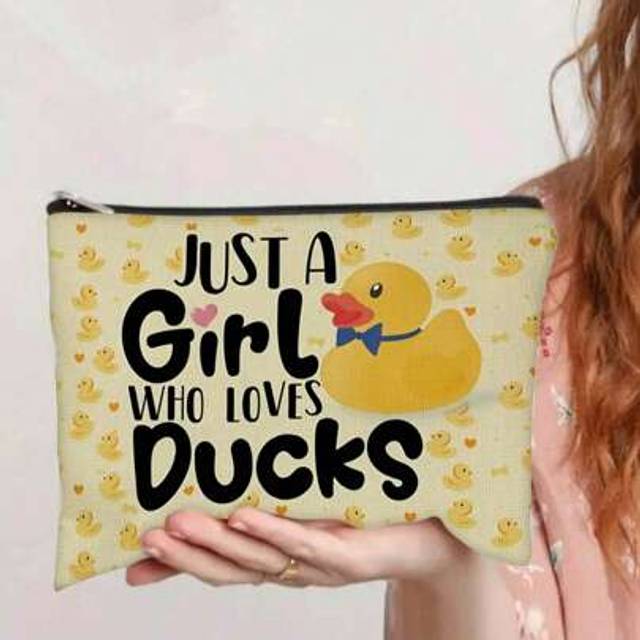 SHEIN 1pc Cute Duck Cosmetic Bag With &#34;Just A Girl Who Loves Ducks&#34; Design - Yellow & White Duck Pattern Makeup Pouch, Portable Travel Toiletry Organizer Fo