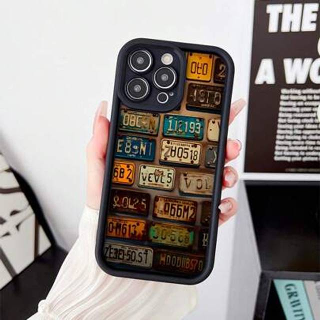 SHEIN Car License Plate Pattern Colorful & Silver Phone Case, Compatible With Iphone 16 Pro Max/15 Pro/14 Plus/13/12/11/Xs Max/XS/XR/8/7, Retro Aesthetic, H
