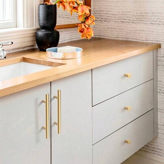 SHEIN 10pcs Gold Cabinet Handles, Painted Cabinet & Drawer Pulls With Screws, Suitable For Kitchen And Furniture Hardware