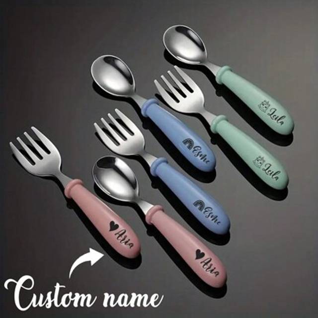 SHEIN 2 Pieces, Custom Name, With Small Pattern, Multiple Styles, Children&#39;s Cutlery Set, Kids Cutlery Spoon Fork Storage Box Set, Easter Gifts, Boys And Gi