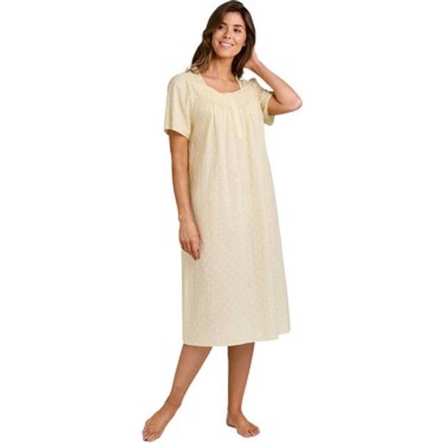 Ladies 100% cotton lightweight dobby pintuck short sleeve nightdress with