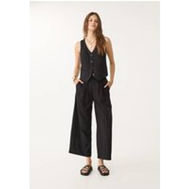 Stradivarius Linen blend darted culottes Black XS