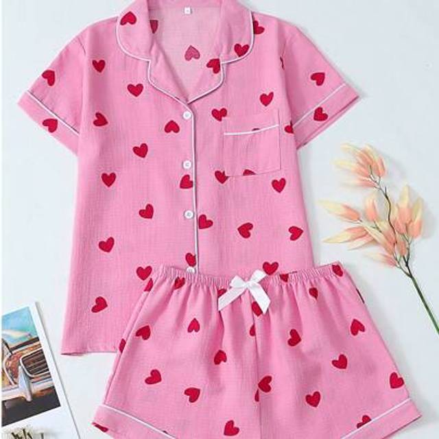 SHEIN Heart Print Women&#39;s Bubble Crinkle Short Sleeve & Shorts Pajama Set