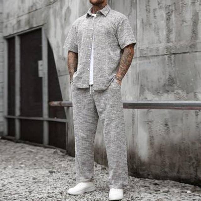 SHEIN Men&#39;s Solid Color Button-Front Short Sleeve Shirt And Pocket Pants Casual Suit Casual Two Pieces Set Men Streetwear, Travel, Daily Wear Outfits Husban