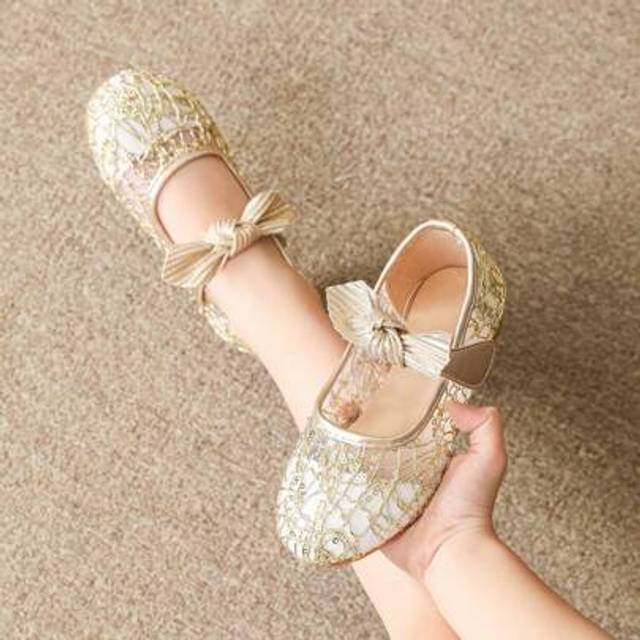 SHEIN Girls Gold Color Flat Sandals, Children Summer Closed Toe Shoes For Toddlers