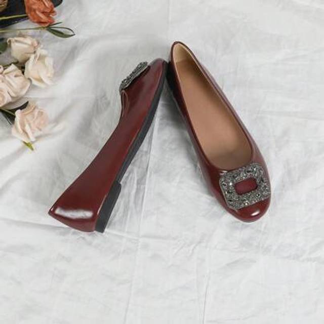 SHEIN Burgundy Patent Leather Women&#39;s Flats With Square Rhinestone & Metal Buckle Embellishments, Elegant Party Shoes, Comfortable Lightweight Casual Shoes,