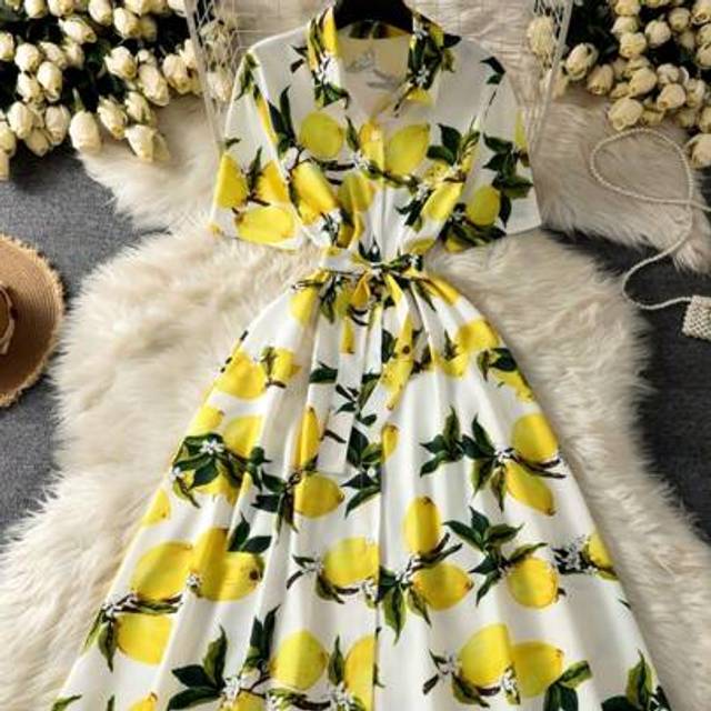SHEIN Ladies&#39; Elegant, Casual And Vacation Versatile Lemon Print Shirt Dress With Cardigan Button Details And Short Sleeves