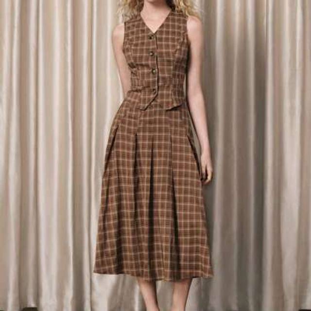 SHEIN Vintage Plaid Blazer Suit Set, Vest & Pleated Mini Skirt
