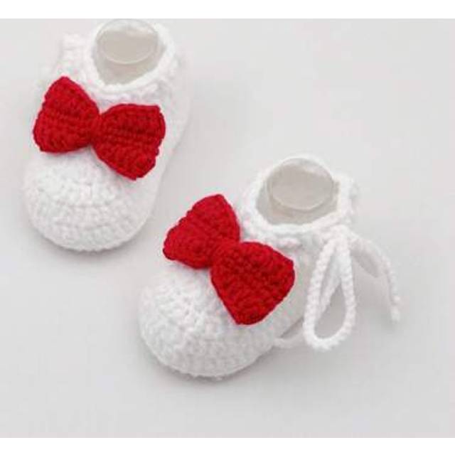 SHEIN 1 Pair Handmade Infant Booties With Red Bow, Crochet Knit
