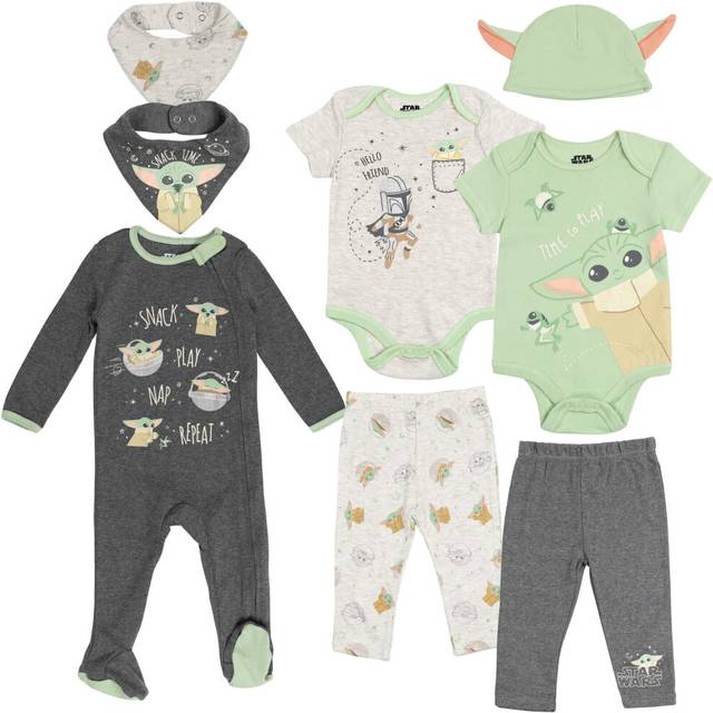 STAR WARS The Mandalorian Baby Yoda Baby Boys 8 Piece Layette Set 12 Months
