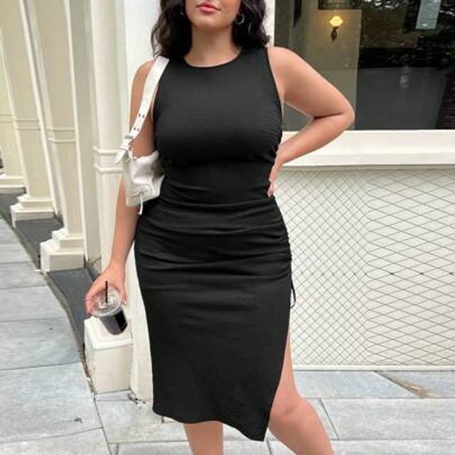 SHEIN Plus Size Women Casual Black Ruched Side Slit Dress,Shirring,Wedding Guest Dress,Dresses For Women,Club Outfit,Airport Outfit For Women,Teacher Outfit