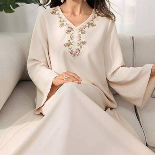 SHEIN Women&#39;s Casual Loose Floral Neck Long Modest Dress