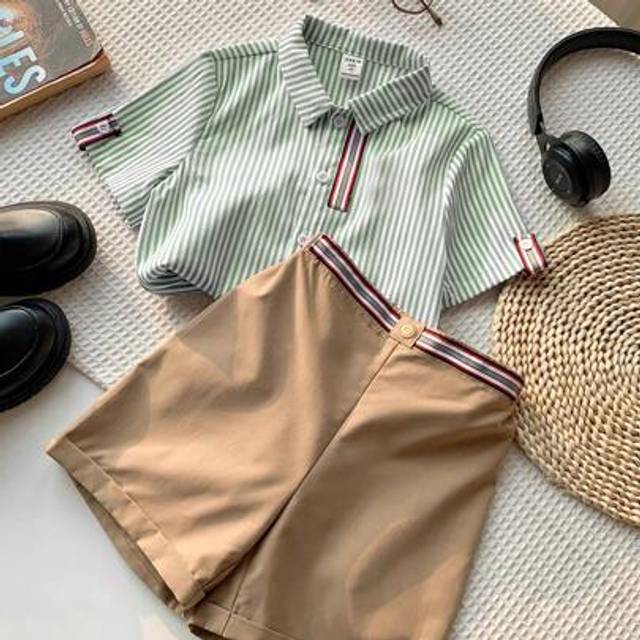 SHEIN 2pcs/Set Affordable Casual Sports School Style Colorful Striped Ribbon Decor Lapel Short Sleeve Shirt And Khaki Woven Shorts Multi-Piece Outfit, Suita
