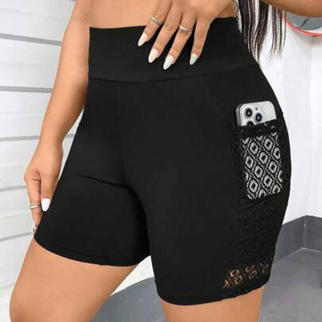 SHEIN Plus Size Women&#39;s Spring And Summer Gym Beachwear Summer Shorts Joggers New Fashion Casual Commuting Sports Design Stitching Hollow Lace Pockets Black