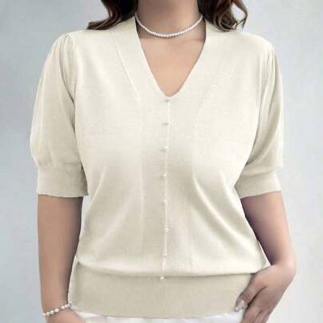 SHEIN Plus Size Women&#39;s Solid Color V-Neck Short Puff Sleeve Casual Pullover Sweater Knit Pullover Fall Winter Outfit