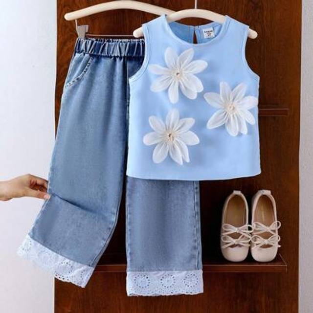 SHEIN 2pcs Girls (Small) Blue Sleeveless Floral Vest Top And Denim Lace Trim Pants Set, Summer Children Casual Outfit, School, Campus, College