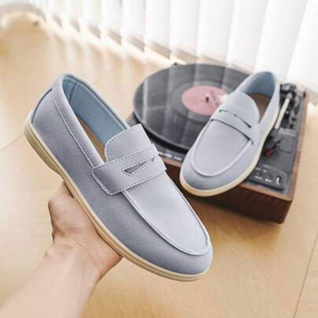 SHEIN Men&#39;s Loafers, Summer New Slip-On Casual Shoes, Non-Slip Wear-Resistant Flat Lightweight Comfortable Breathable Driving Shoes, Plus Size Fashionable L