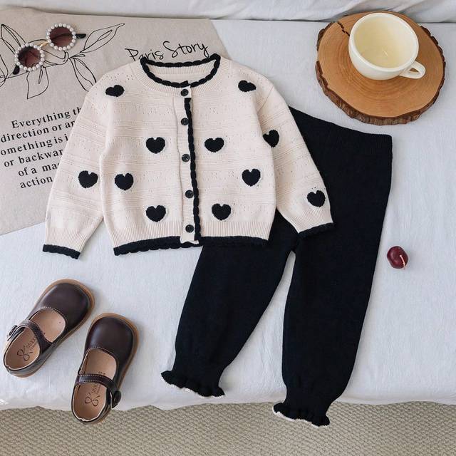 SHEIN 2pcs/Set Baby Girl Winter Outfit, Baby Heart Pattern Knit Sweater And Leggings Set, Cute Warm Comfortable Soft