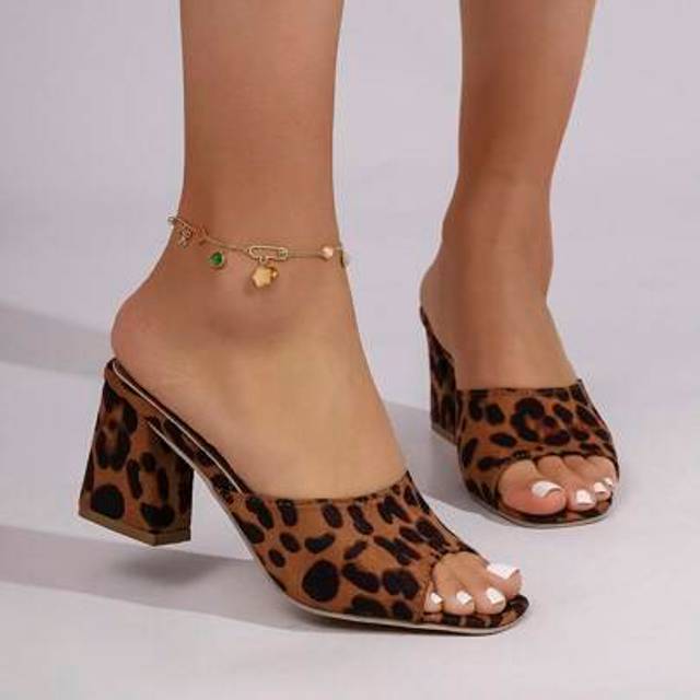 SHEIN EU-Style Chunky Heel Peep Toe Sandals For Women, 2025 Summer New Sexy Versatile Soft Sole Anti-Slip Fashion Flat Slides, Leopard Print