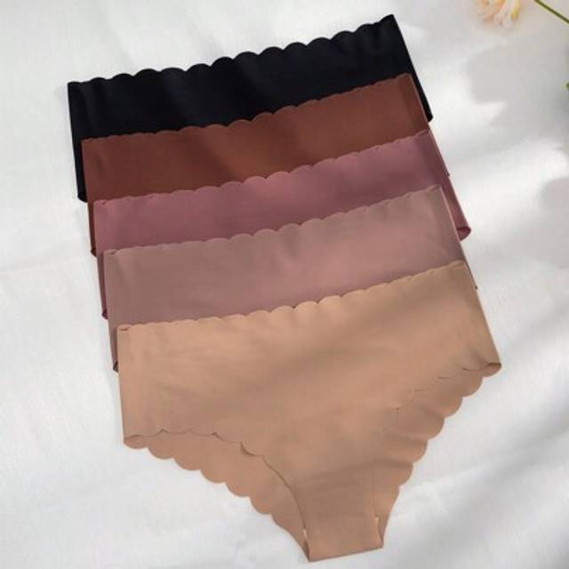 SHEIN 5pack No Show Scallop Trim Panty