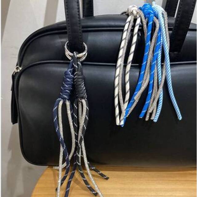 SHEIN 1pc Rhinestone Tassel Charm, Fashion Elegant Handbag Pendant, Simple Accessory, Suitable For Men & Women, Birthday/Mother&#39;s Day Gift