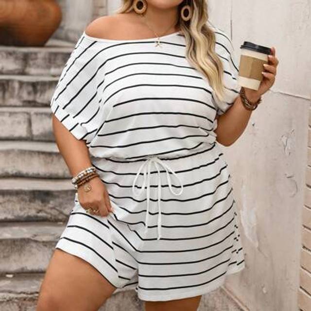SHEIN Plus Size Women Casual Striped Batwing Sleeve Romper, Vacation Outfits Vacay Outfits Womensummer/Country/Beach Vacation Outfits/Beach Outfits/Beach We