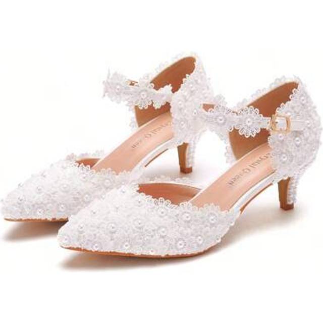 SHEIN Women 5cm White Lace Low Heel Wedding Sandals, Pointed Toe Mid Heel Sandals, Flat Heel Hoof Heel White Lace Faux Pearl Strap Mary Jane Sandals, White