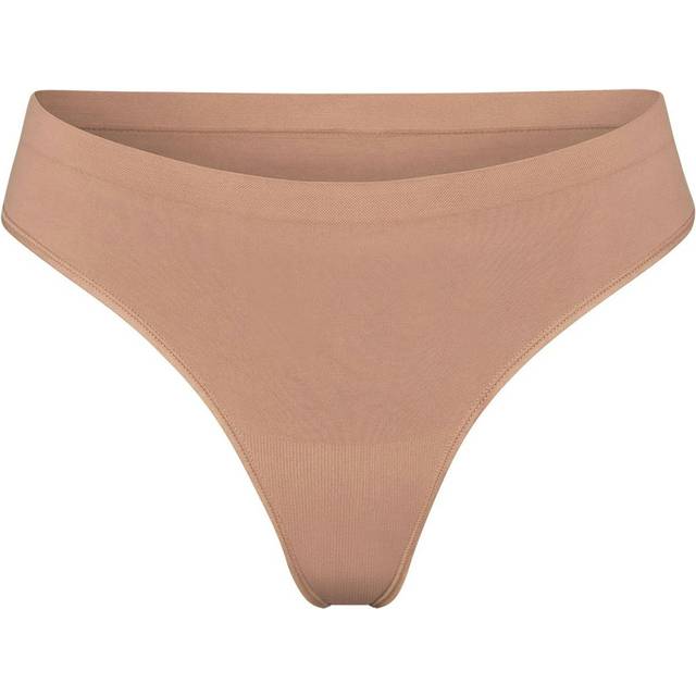SKIMS Thong | Medium Neutral | 2XS | Soft Smoothing Seamless - Sienna