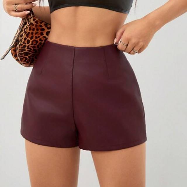 SHEIN Women&#39;s Shorts Vintage Burgundy Sexy Leather PU Mini Shorts For Party Halloween Outfits Christmas Outfits Thanksgiving Outfits Sexy Siren Office Outfi