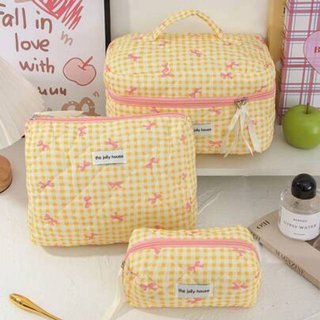 SHEIN Pc/Set Yellow Grid & Pink Bowknot Pattern Printing Quilted Sweet Cosmetic Storage Bag Set Multifunctional Portable Storage Bag Makeup Pouch For Cosmet