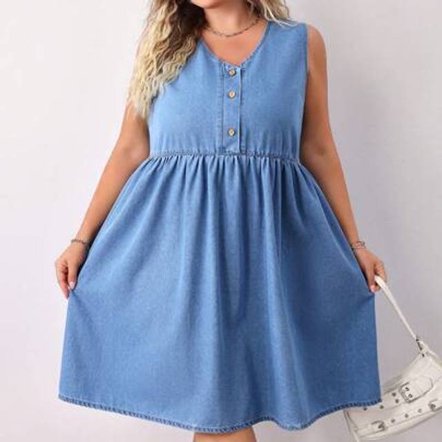 SHEIN Plus Size Blue Denim Dress V-Neck Design Lengthens The Neck Line Sleeveless Dress Lightweight Summer Denim Comfortable Elastic Waist Summer Vacation W