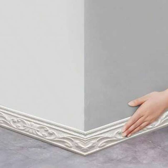SHEIN 1 Roll 90.6 Inch White Xpe Foam Self-Adhesive 3d Flower Design Home Decoration Material, Used For Protecting Wall Edges, Stickers, Wall Decal, Vinyl D