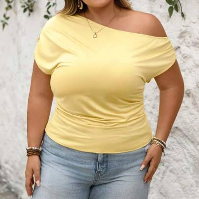 SHEIN Plus Size Women&#39;s Off-Shoulder Black Short Sleeve T-Shirt Plus Size Women&#39;s Clothing, Curvy Clothing, Summer Beach Vacation Clothing, Dating, Going Ou