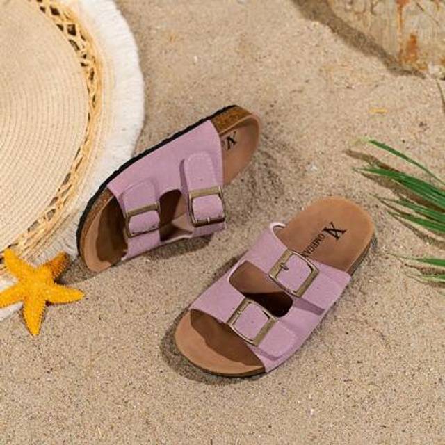 SHEIN A Pair Of Children&#39;s/Girls&#39; Flip-Flops, With A Pink Suede Upper And Two Metal Buckles, And A Cork Sole. The Style Is Simple And Fashionable. The 2025