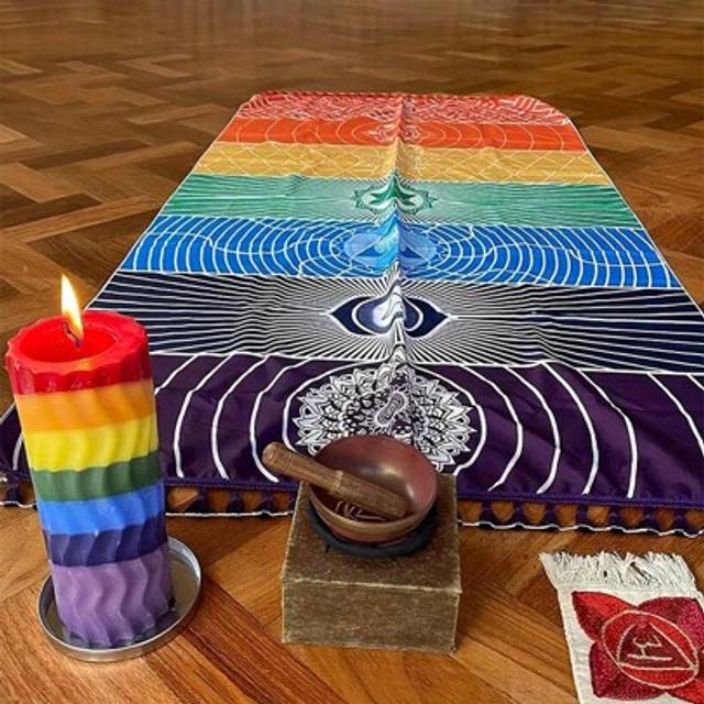 SHEIN 1pc Vibrant Chakra Themed Yoga Mat & Beach Towel, UV-Resistant Towel, Quick Drying, Indoor Wall Decor, Ideal For Meditation, Picnic, Indoor Fitness, G