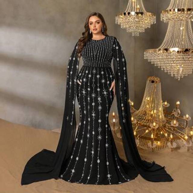 SHEIN Plus-Size Elegant Formal Evening Gown With Ultra-Long Sheer Sleeves & Mermaid Silhouette - Snowflake Rhinestone For Gala Dinners, Black-Tie Weddings,