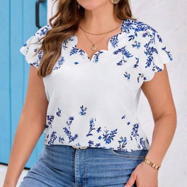 SHEIN Women Plus Size Summer Floral Print Blouse With Scalloped Collar, White Base With Blue Print, Elegant For Everyday & Outgoing Wear, Spring