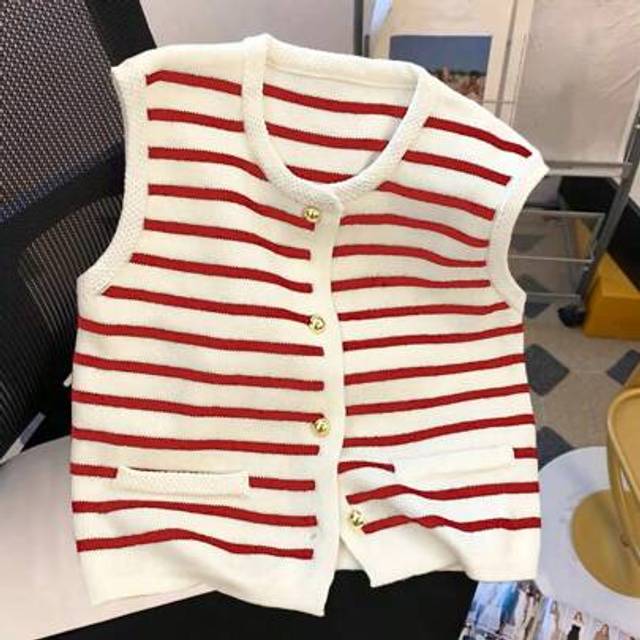 SHEIN Women&#39;s Summer Sleeveless Striped Cardigan Vest, Versatile & Age Reducing With Gold Button, Layered Knitwear