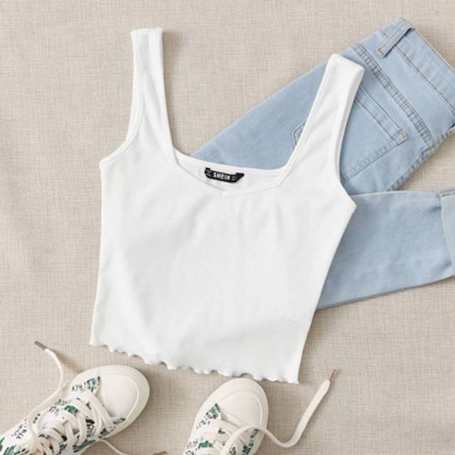 SHEIN Lettuce Edge Crop Top