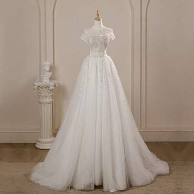 SHEIN Vintage Lace Hollow-Out Formal Evening Gown, Palace Style Wedding Dress