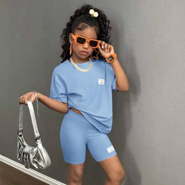 SHEIN Tween Girls 2pcs Set Casual Loose T-Shirt And Tight Cycling Shorts, Streetwear Fashion