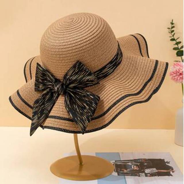 SHEIN 1pc Women&#39;s White Wavy Beach Sun Hat With Bow, Elegant Sun Protection Beach Travel Holiday Hat