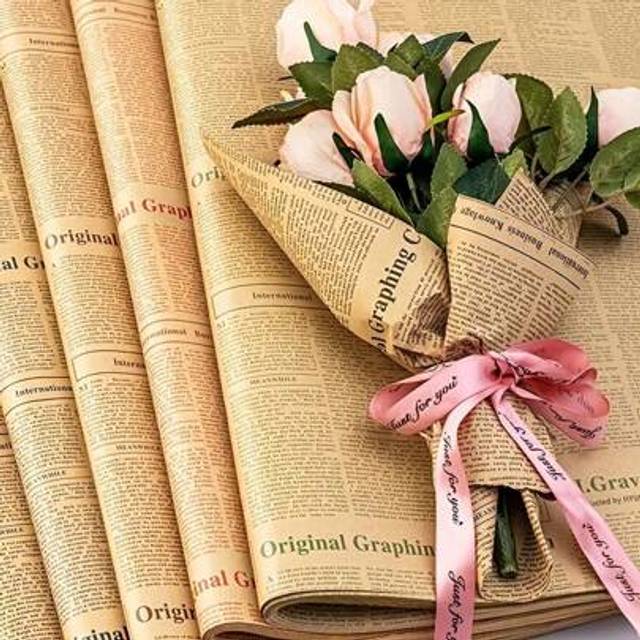 SHEIN 6pcs Vintage English Newspaper & Kraft Paper Wrapping Paper For Gift Or Flower Packaging ,Bouquet Packaging Materials, Flowers Wrapping Paper Back To