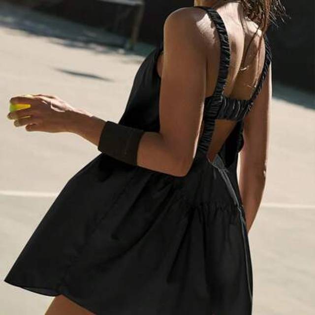 SHEIN Women Tennis Dress With Built In Shorts And Bra Cutout Loose Sleeveless Backless Casual Backless Golf Dress Athletic Dress With Pockets