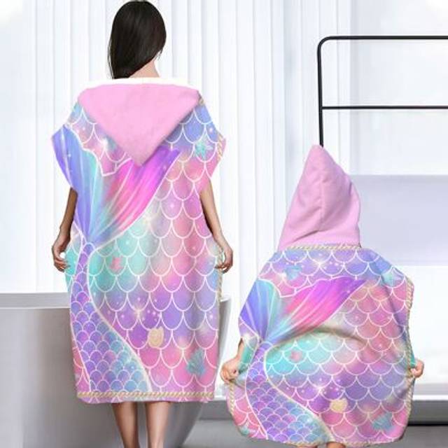 SHEIN 1pc Mother- Mermaid Tail Design Hooded Bath Towel, Modern Style.Made Of Ultra-Fine Fiber, Rectangle Shape Soft Changing Cloak And Multi-Functional Bea